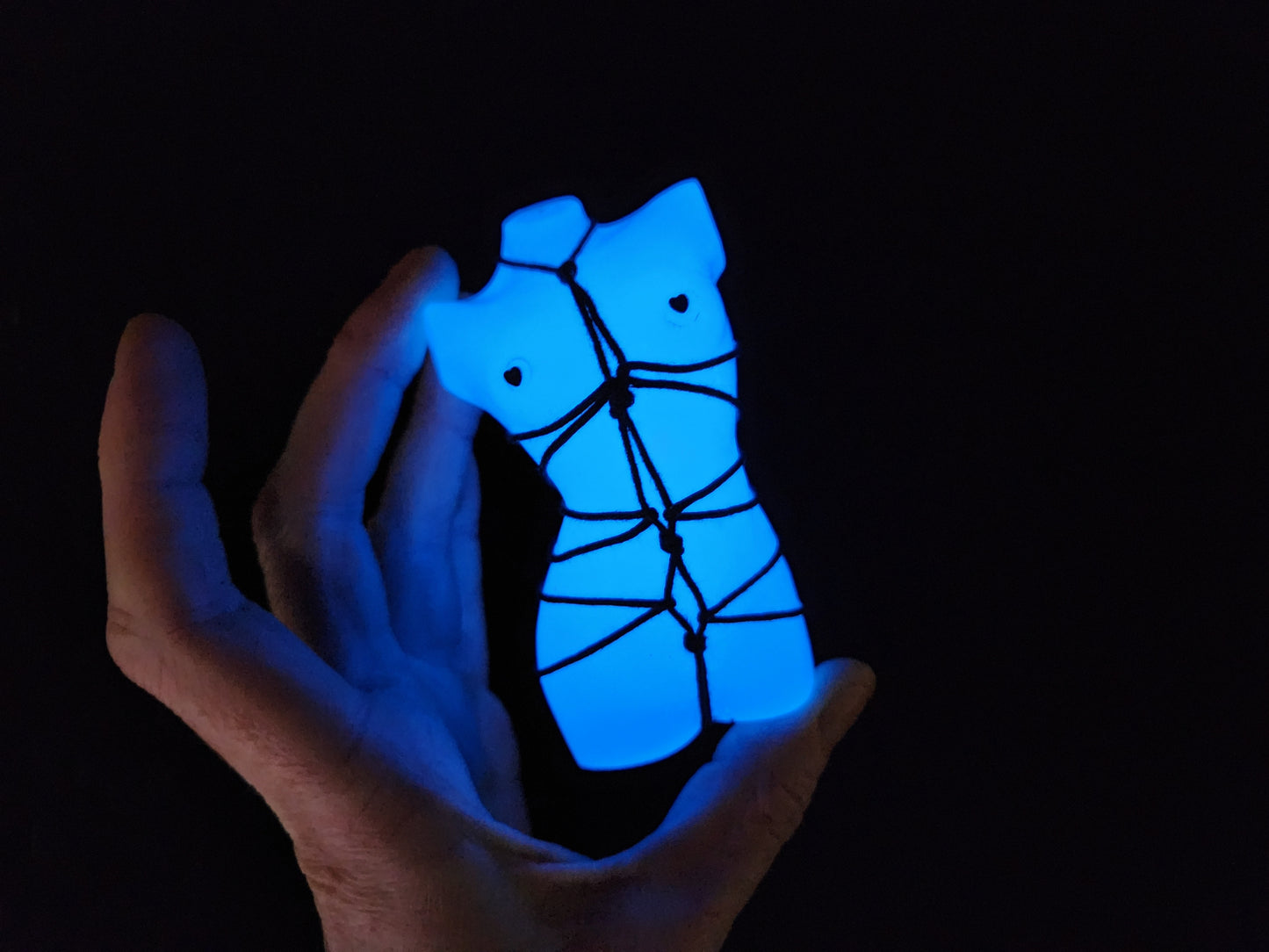 Glow goddess shibari statue