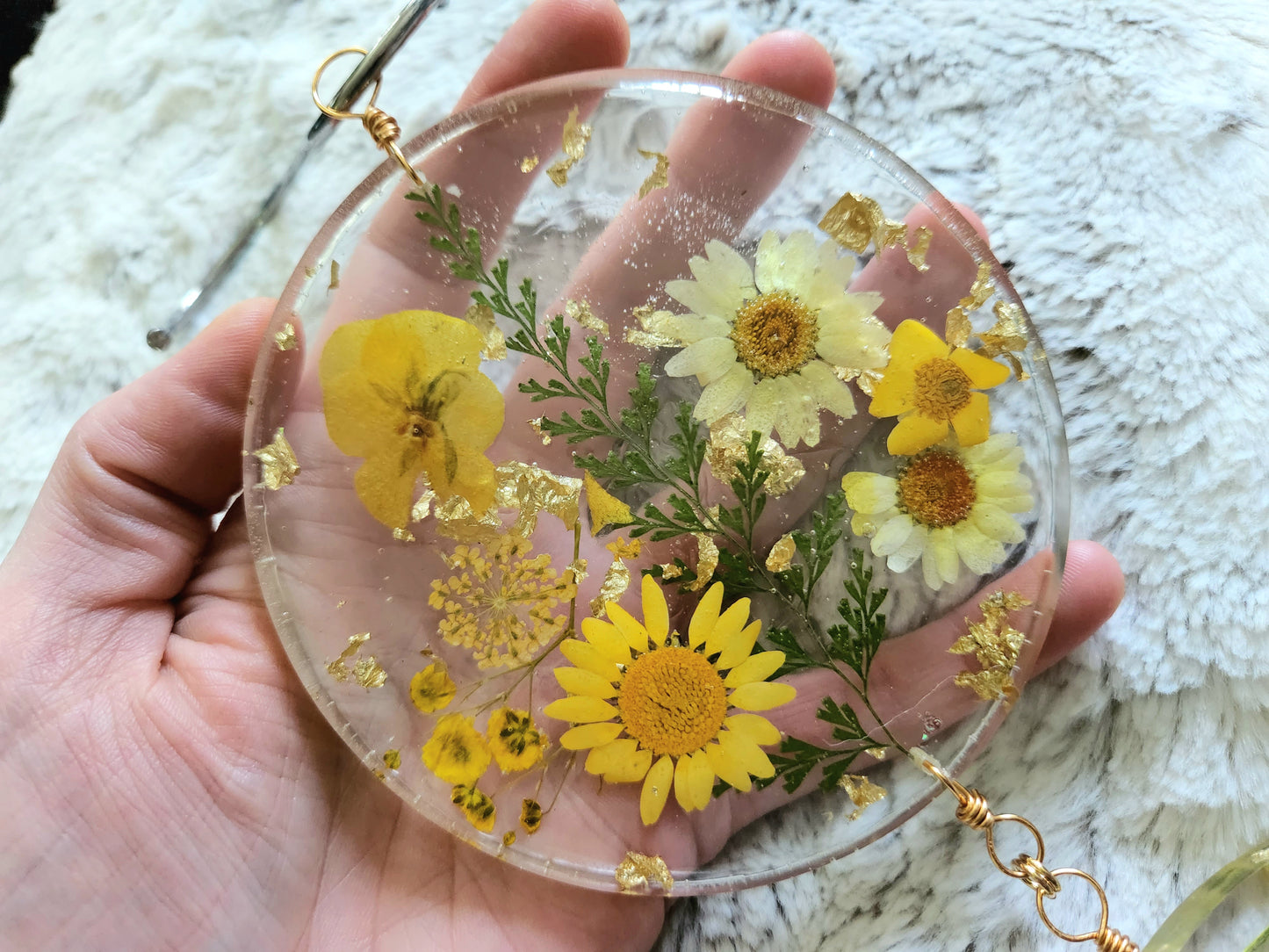 Floral moon phase hanger