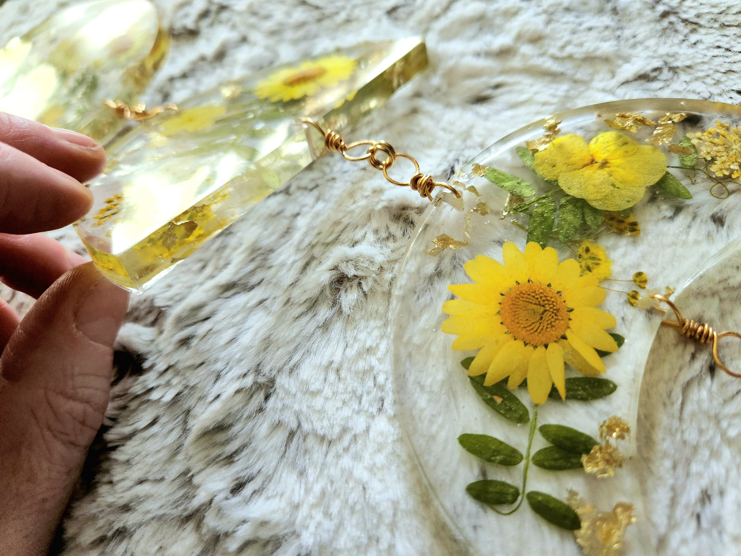 Floral moon phase hanger