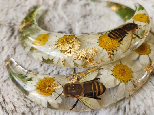 Floral bee moon hair fork