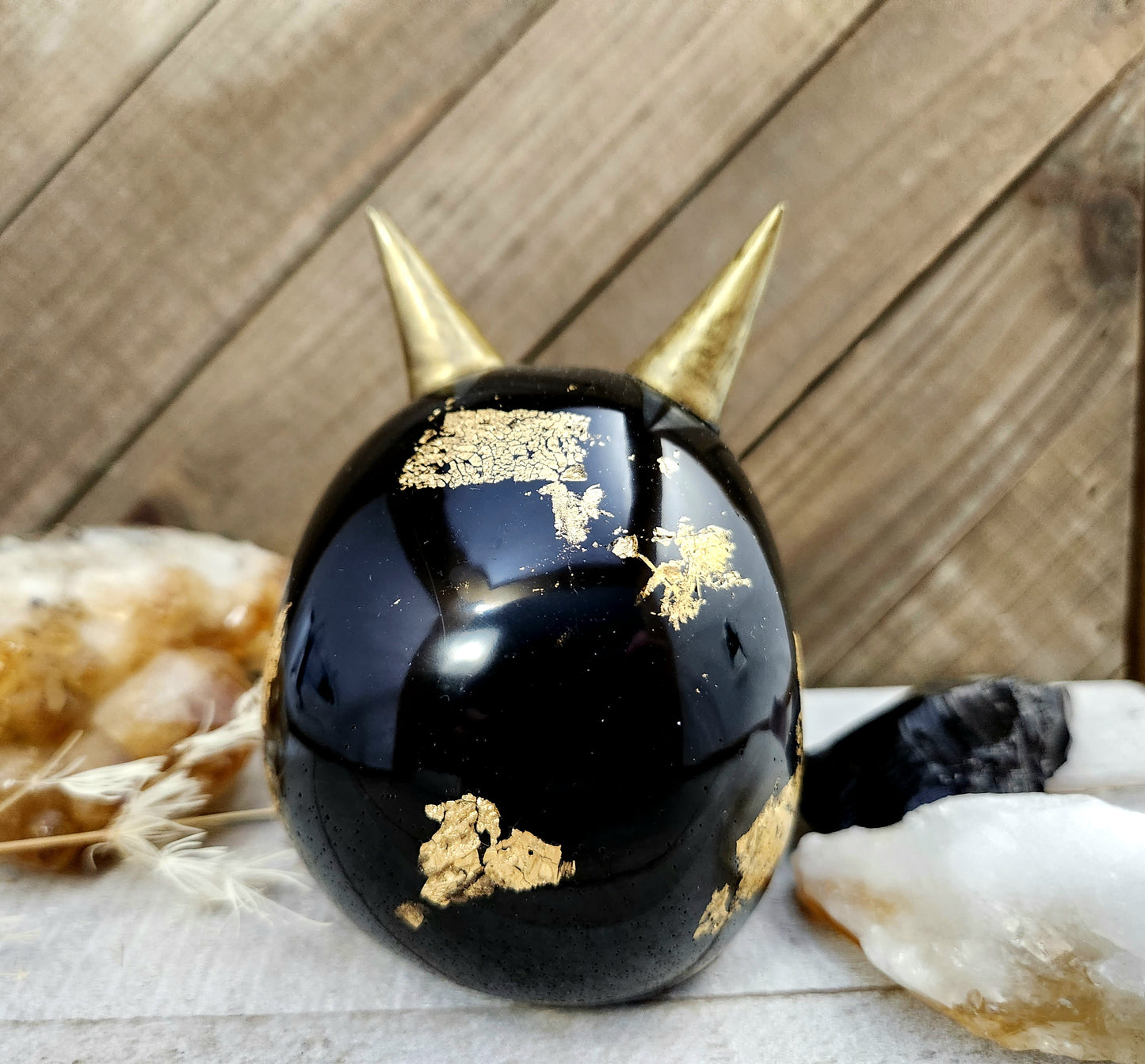 Goth Devil horn skull decor