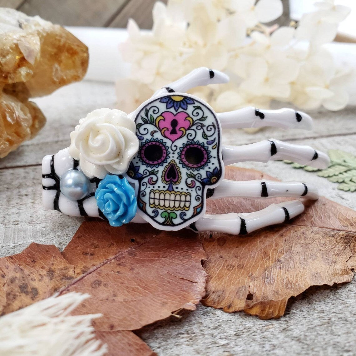 Skeleton hand hair clip
