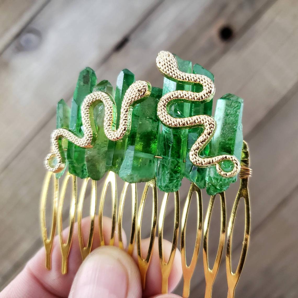 Medusa Quartz hair comb