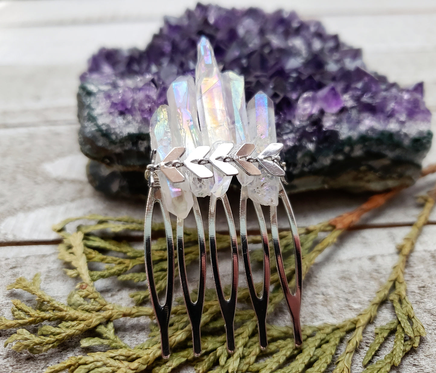 Aura quartz chevron hair comb