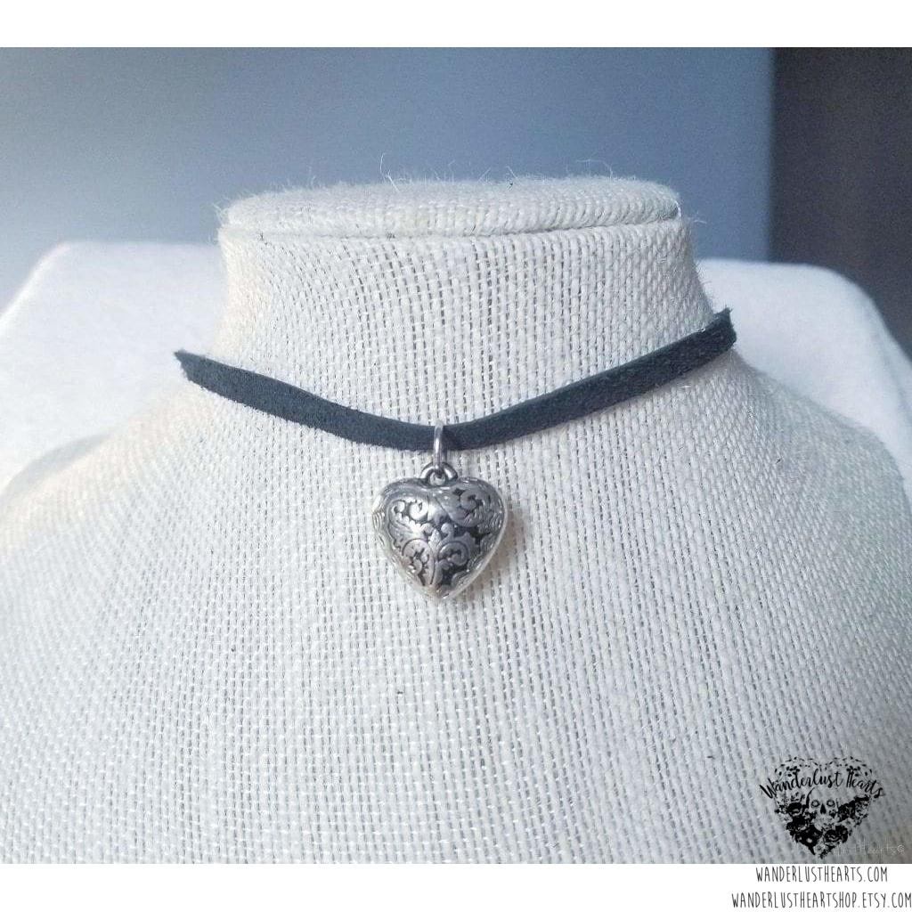 Filigree heart choker necklace-Wanderlust Hearts