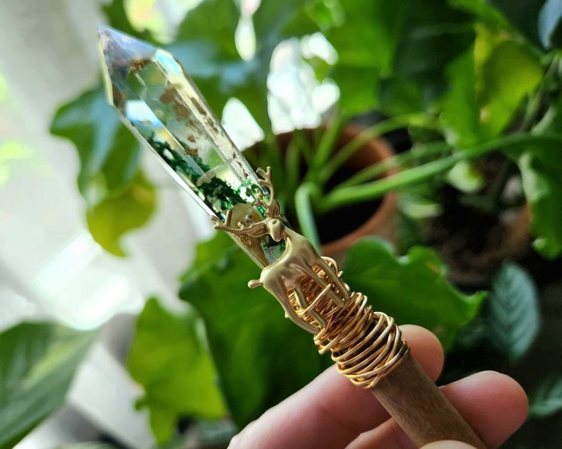 Artemis huntress hair stick