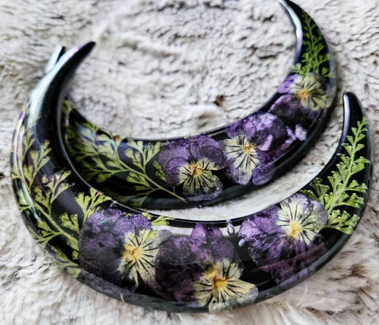 Dark floral moon hair fork