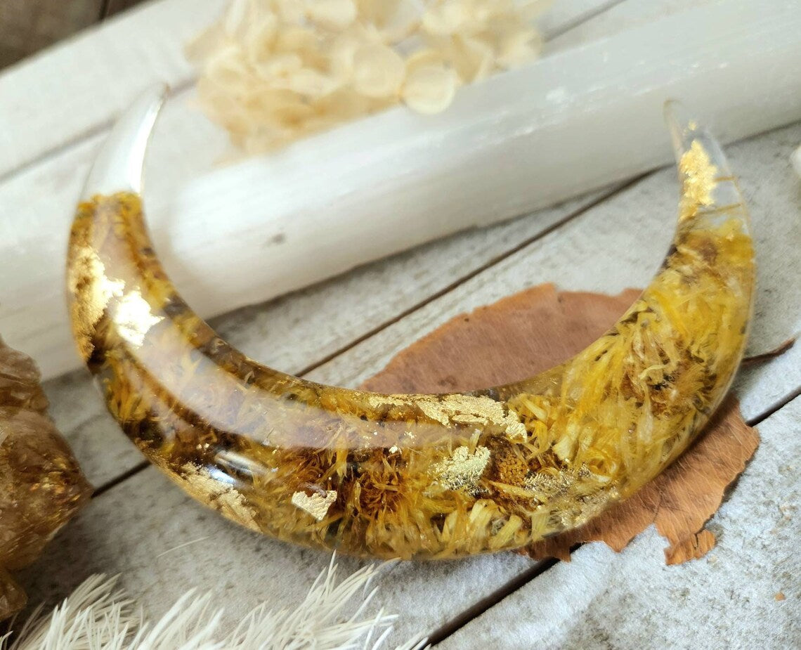 Calendula moon hair fork