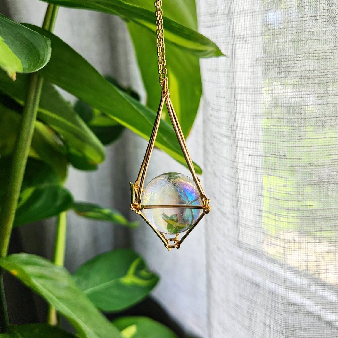 Crystal ball gold pendulum suncatcher