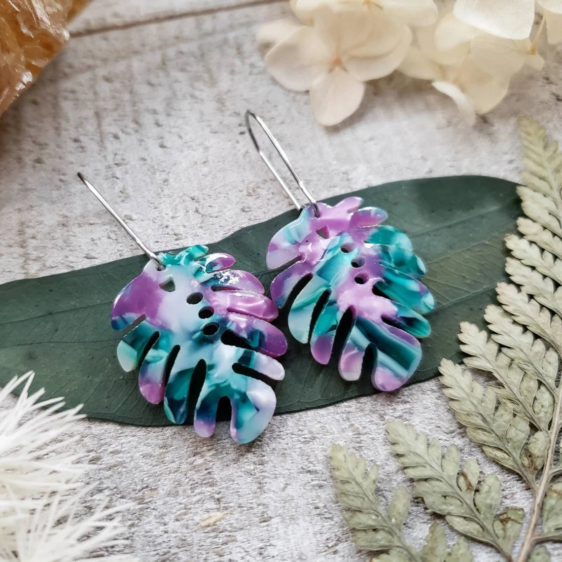 Boho monstera leaf earrings