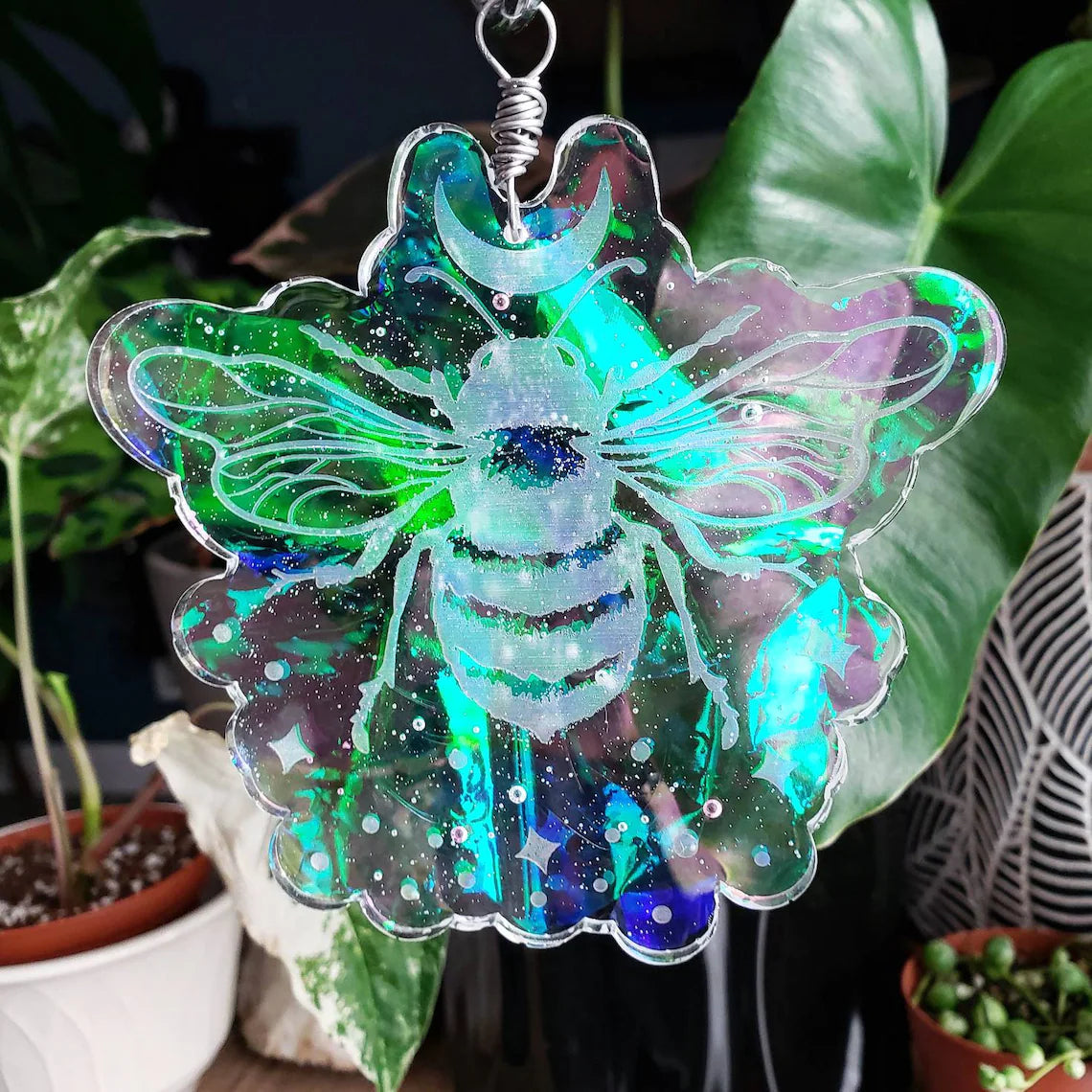 Holographic bee suncatcher
