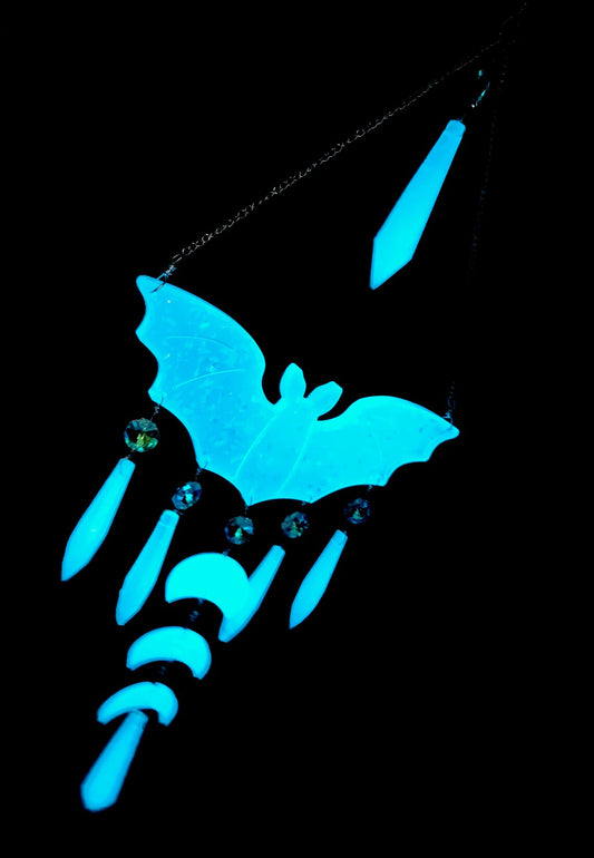 Sparkle & Glow bat suncatcher