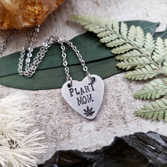 Ouid plant mom necklace