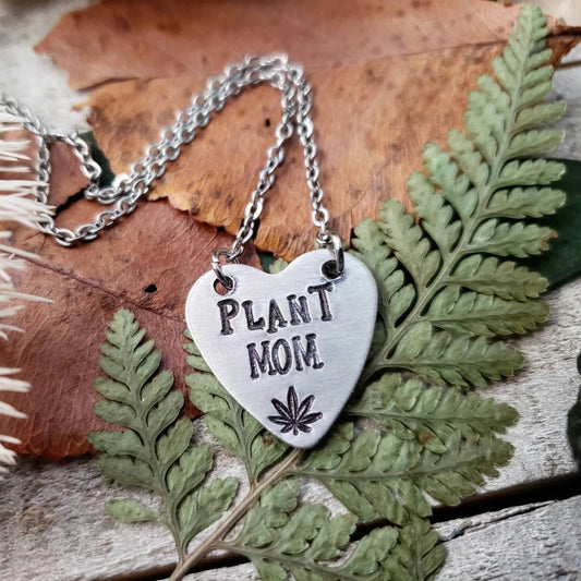 Ouid plant mom necklace
